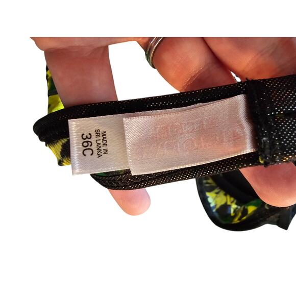 Vintage Y2K Victorias Secret Womens Sz 36C Bikini Swimsuit Top Green Yellow - Picture 4 of 5